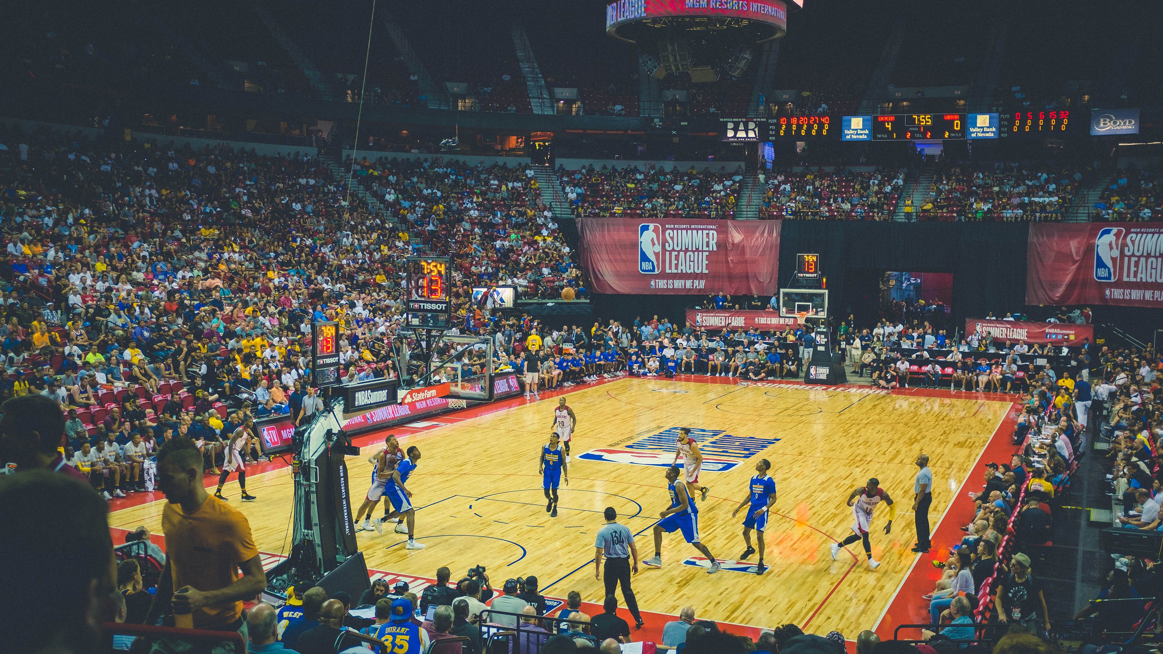 开云平台-逆流而上,浙江队翻盘骑士,克莱带队诠释东方韧性